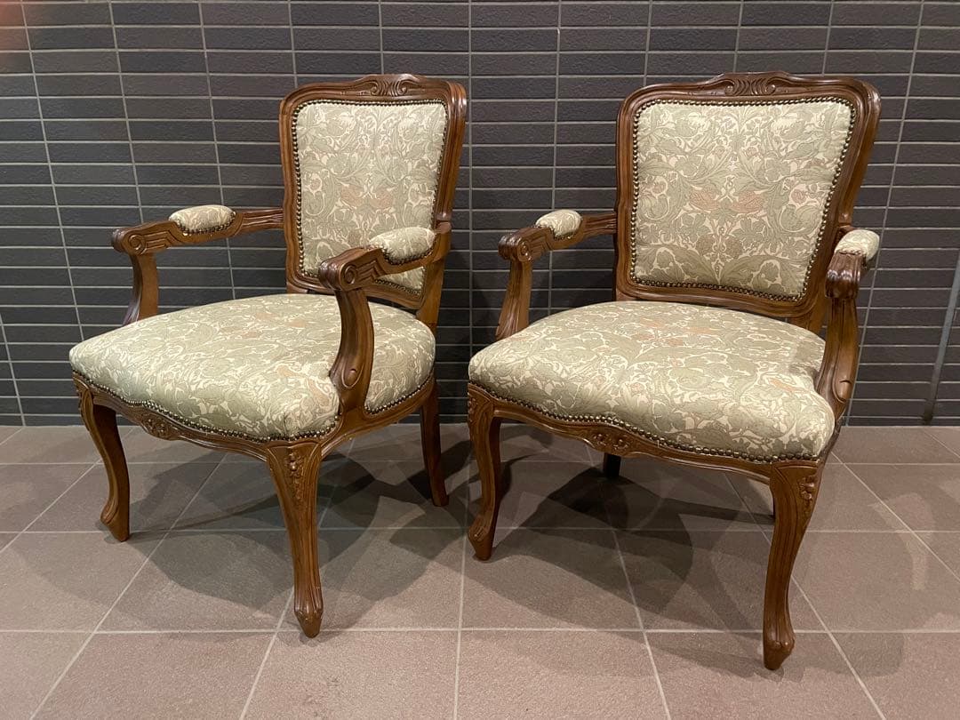 カリモク家具の最高峰　domani パーソナルチェア　2脚