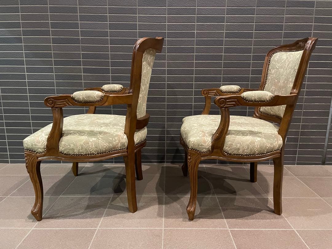 カリモク家具の最高峰　domani パーソナルチェア　2脚