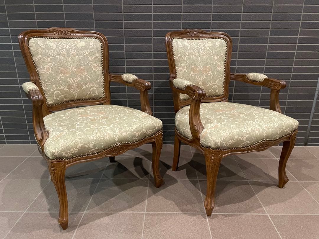 カリモク家具の最高峰　domani パーソナルチェア　2脚