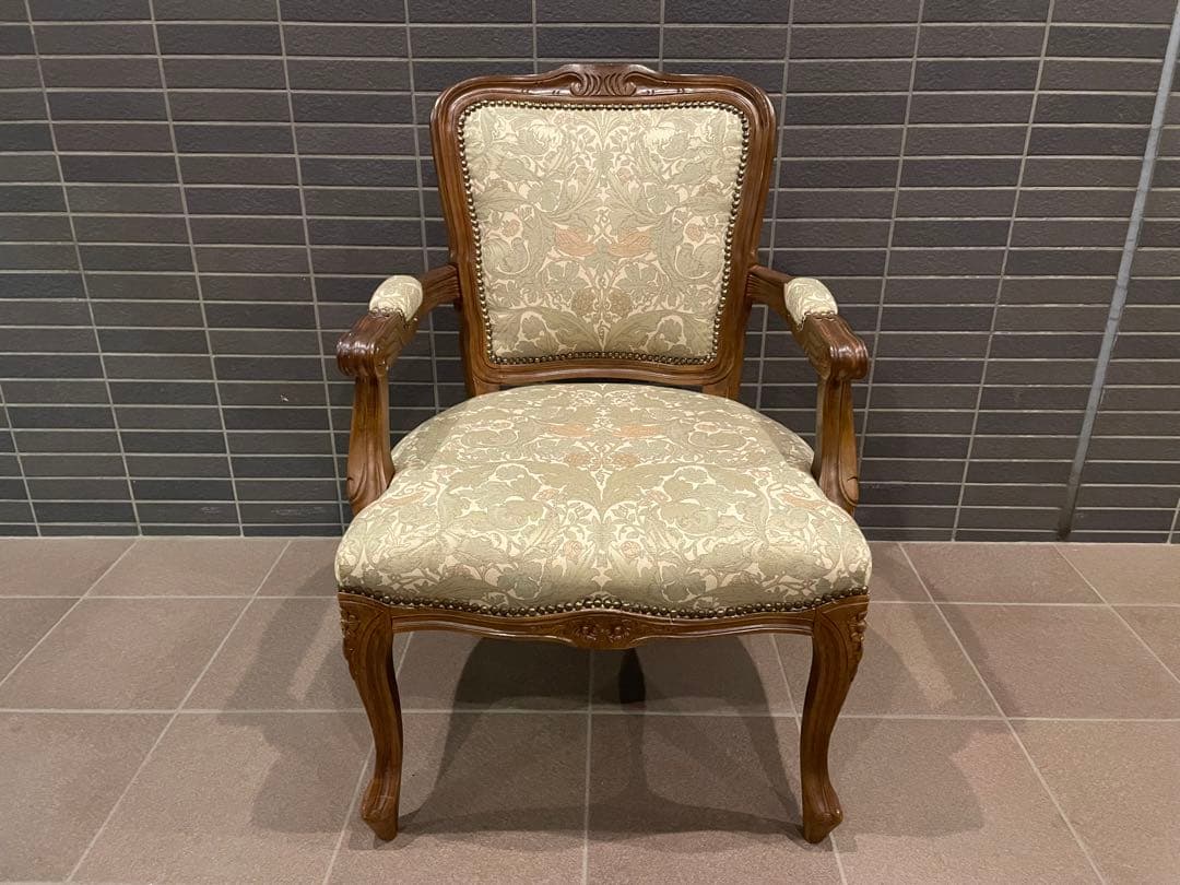 カリモク家具の最高峰　domani パーソナルチェア　2脚