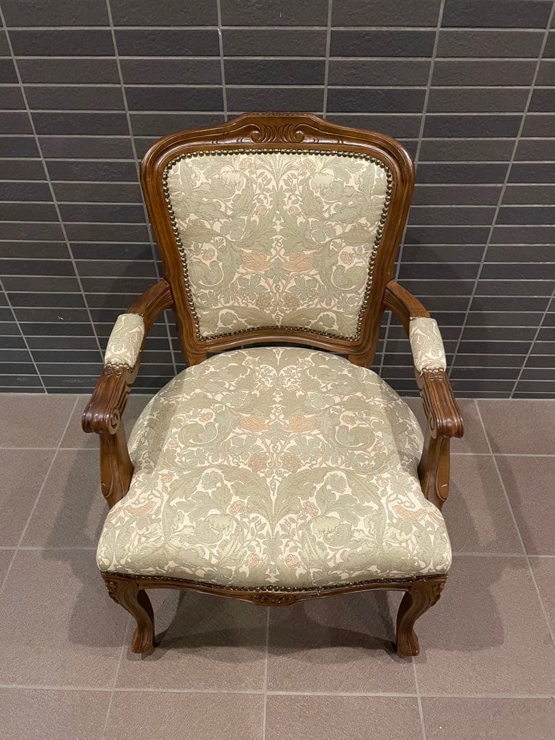 カリモク家具の最高峰　domani パーソナルチェア　2脚