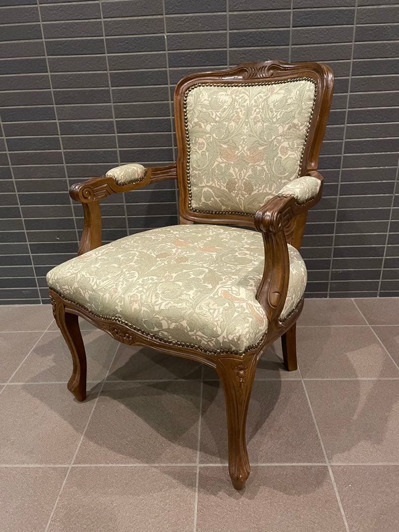 カリモク家具の最高峰　domani パーソナルチェア　2脚