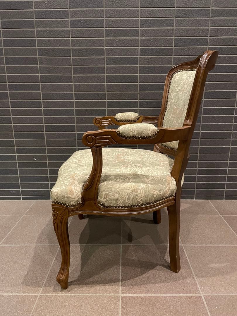 カリモク家具の最高峰　domani パーソナルチェア　2脚