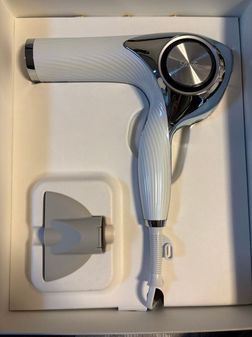 ReFa ビューティックドライヤープロ　ホワイト