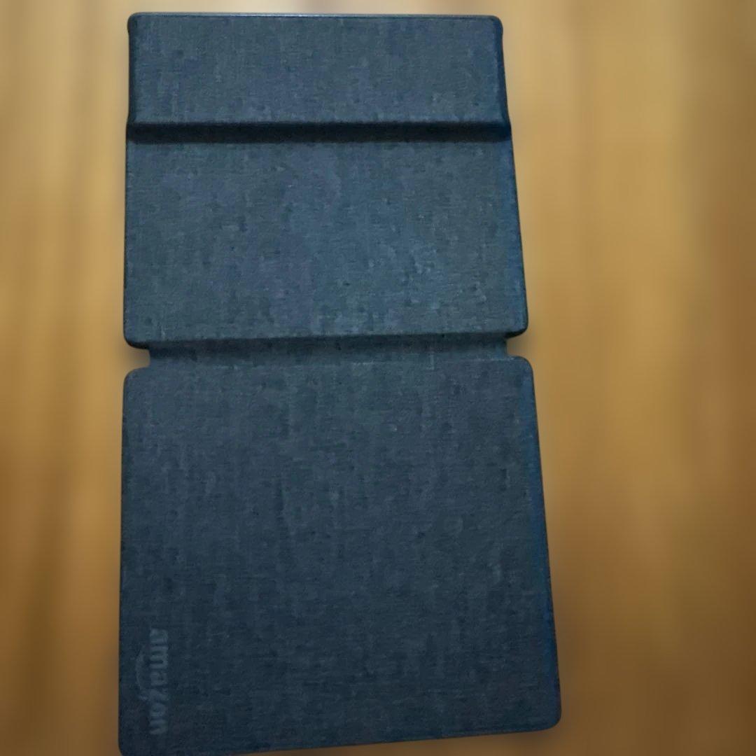 Kindle Oasis 色調調節ライト搭載 wifi 8GB 純正カバー付