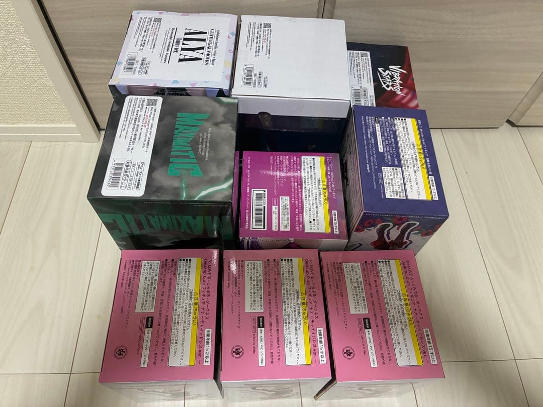 新作フィギュア　まとめ売り　美少女　ヒロアカ　初音ミク　呪術廻戦　など