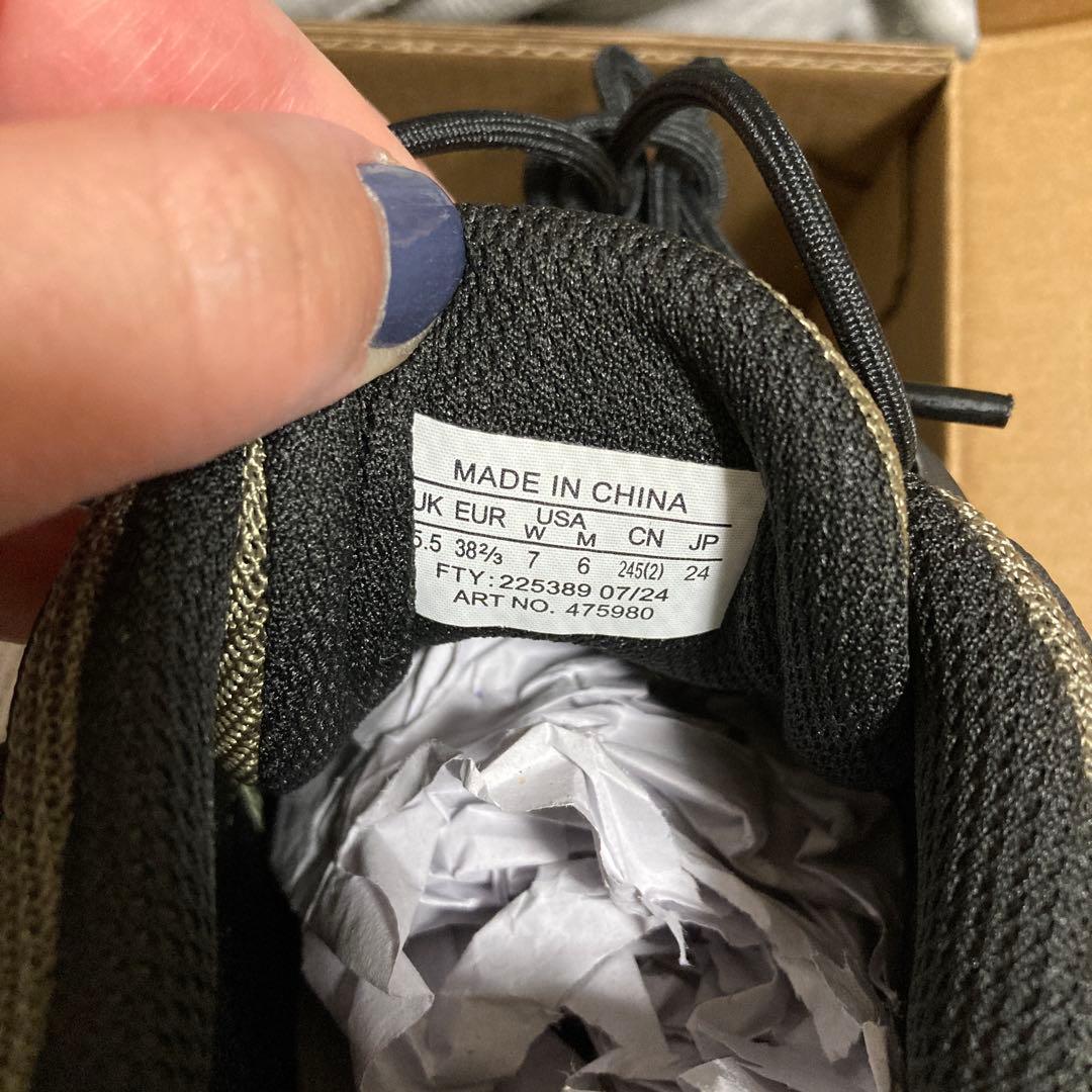 【新品未着用品】サロモン スニーカーACS + FT Deep Lichen