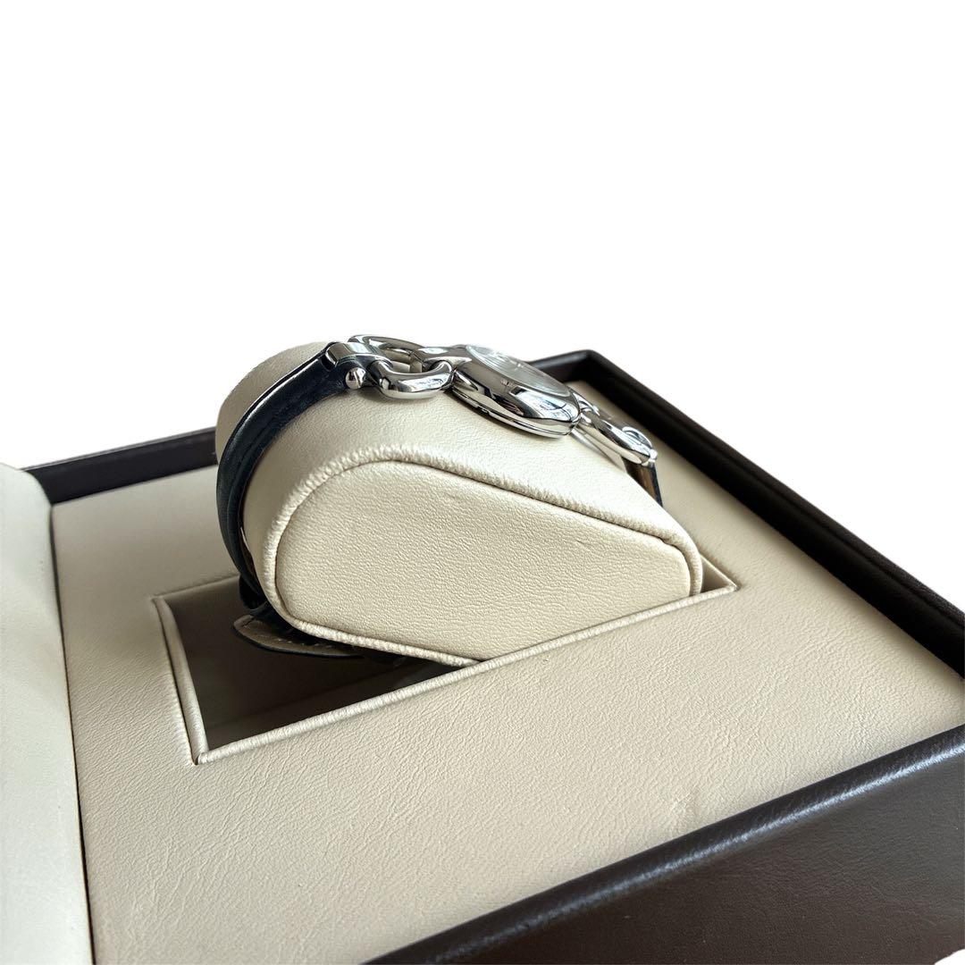 BURBERRY バーバリー 腕時計 美品 新品電池 レザーベルト チェック柄