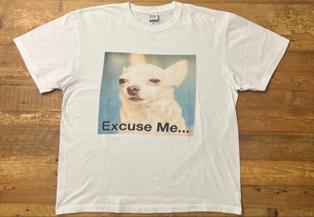 WILYWNKA (変態紳士クラブ) 'Excuse Me' Tシャツ