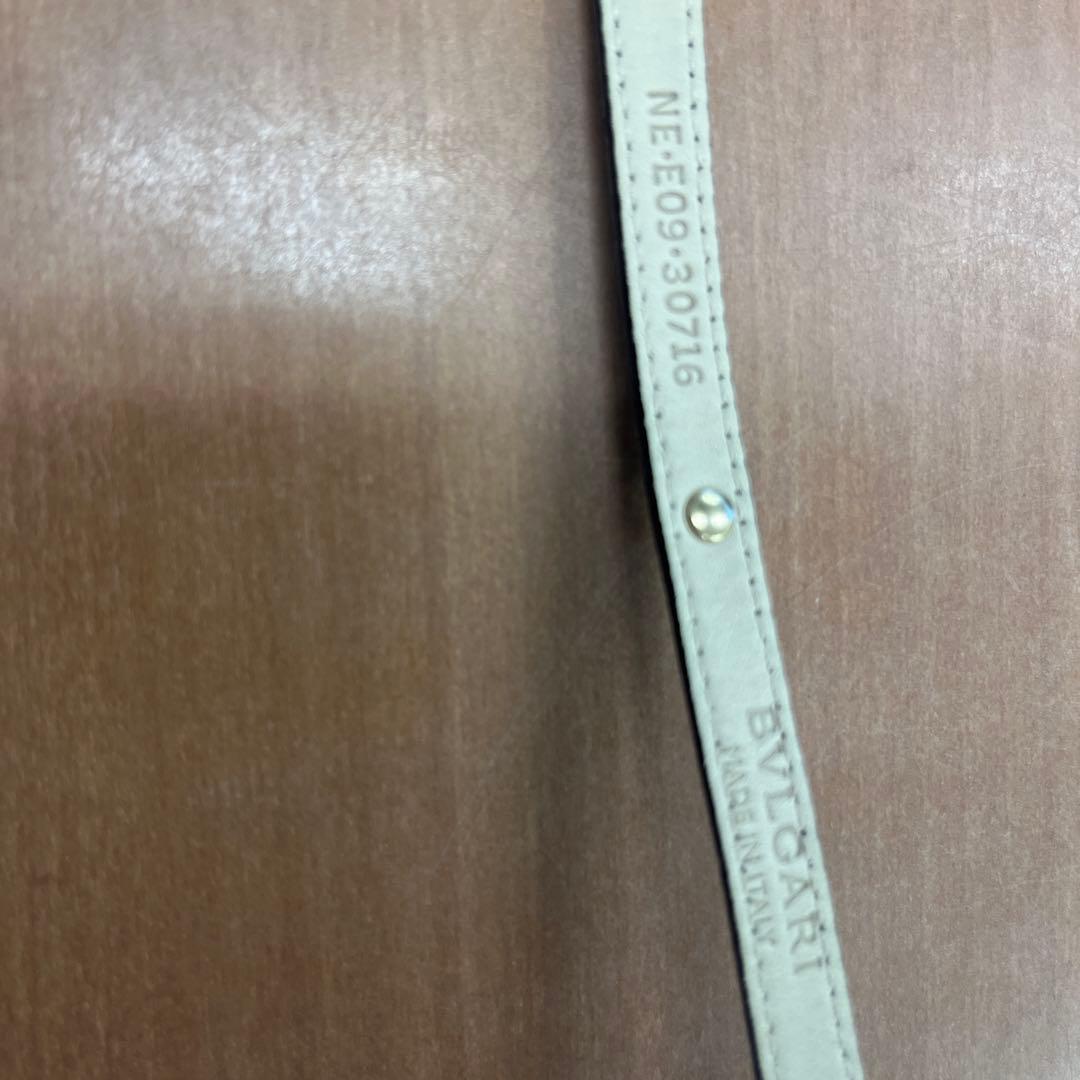 BVLGARI ブラックレザーブレスレット NE E09 30716