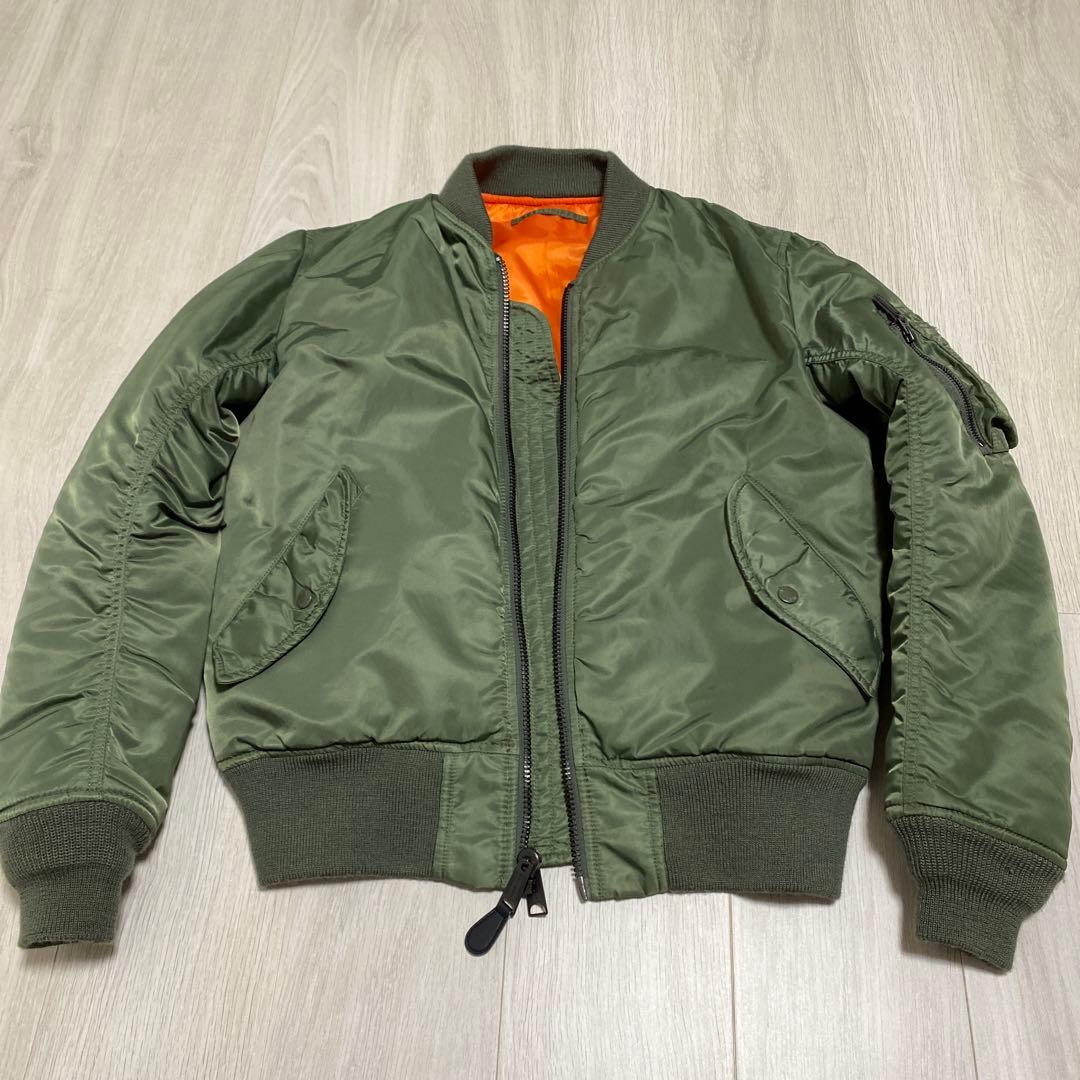 美品　AVIREX MA-1ジャケット　ブルゾン リバーシブル　セージ　L
