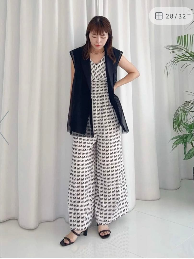 新品　GRACE CONTINENTAL ホースプリントサロペット