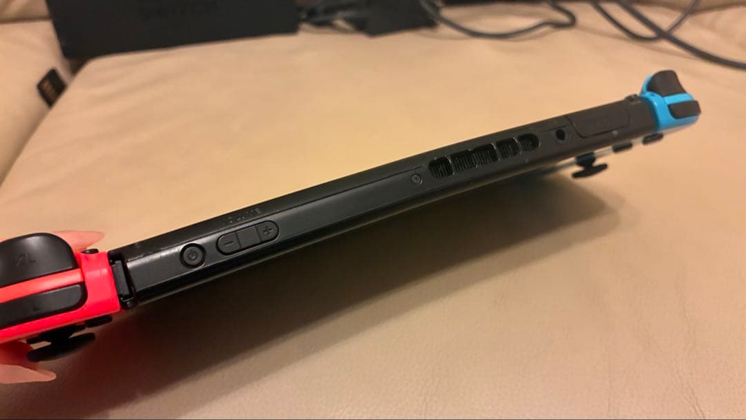 ソフト付き！Nintendo Switch 本体