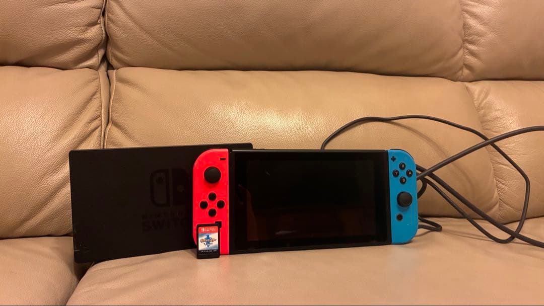 ソフト付き！Nintendo Switch 本体