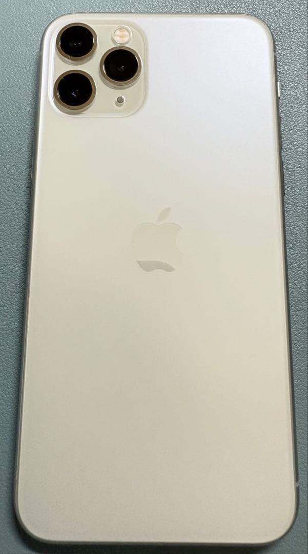 iPhone11Pro　シルバー(本体のみ)　256GB　SIMフリー