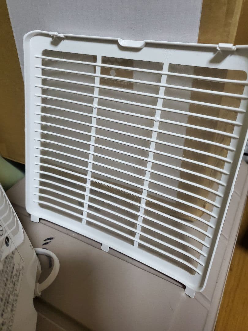 SHARP CV-G71-W 衣類乾燥除湿器　ホワイト系