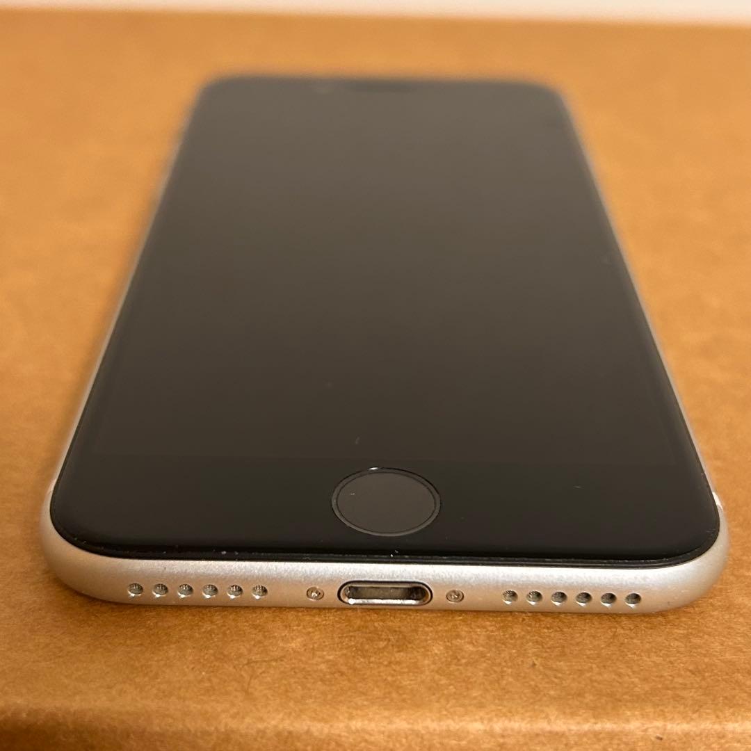 iPhone SE 第2世代 64GB ホワイト SIMフリー
