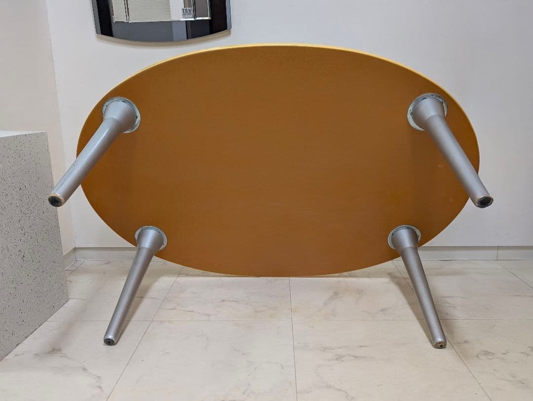 90s ローテーブル レトロポップ ポストモダン スペースエイジ アノニマス