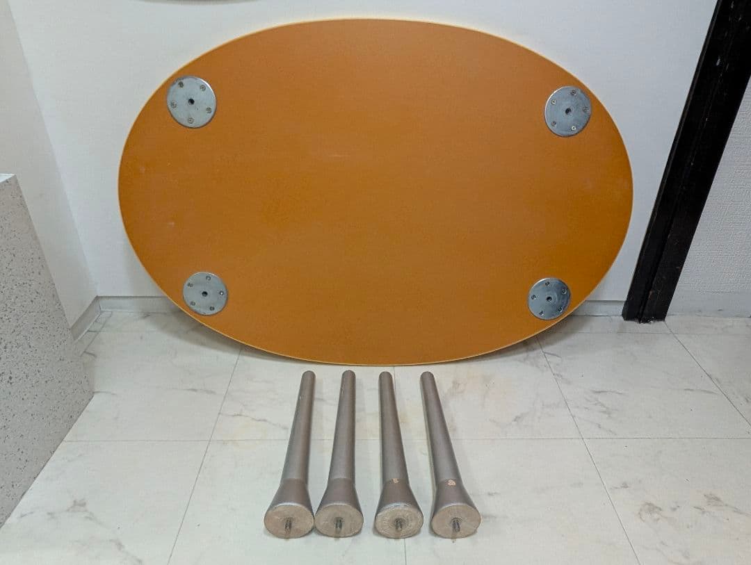 90s ローテーブル レトロポップ ポストモダン スペースエイジ アノニマス