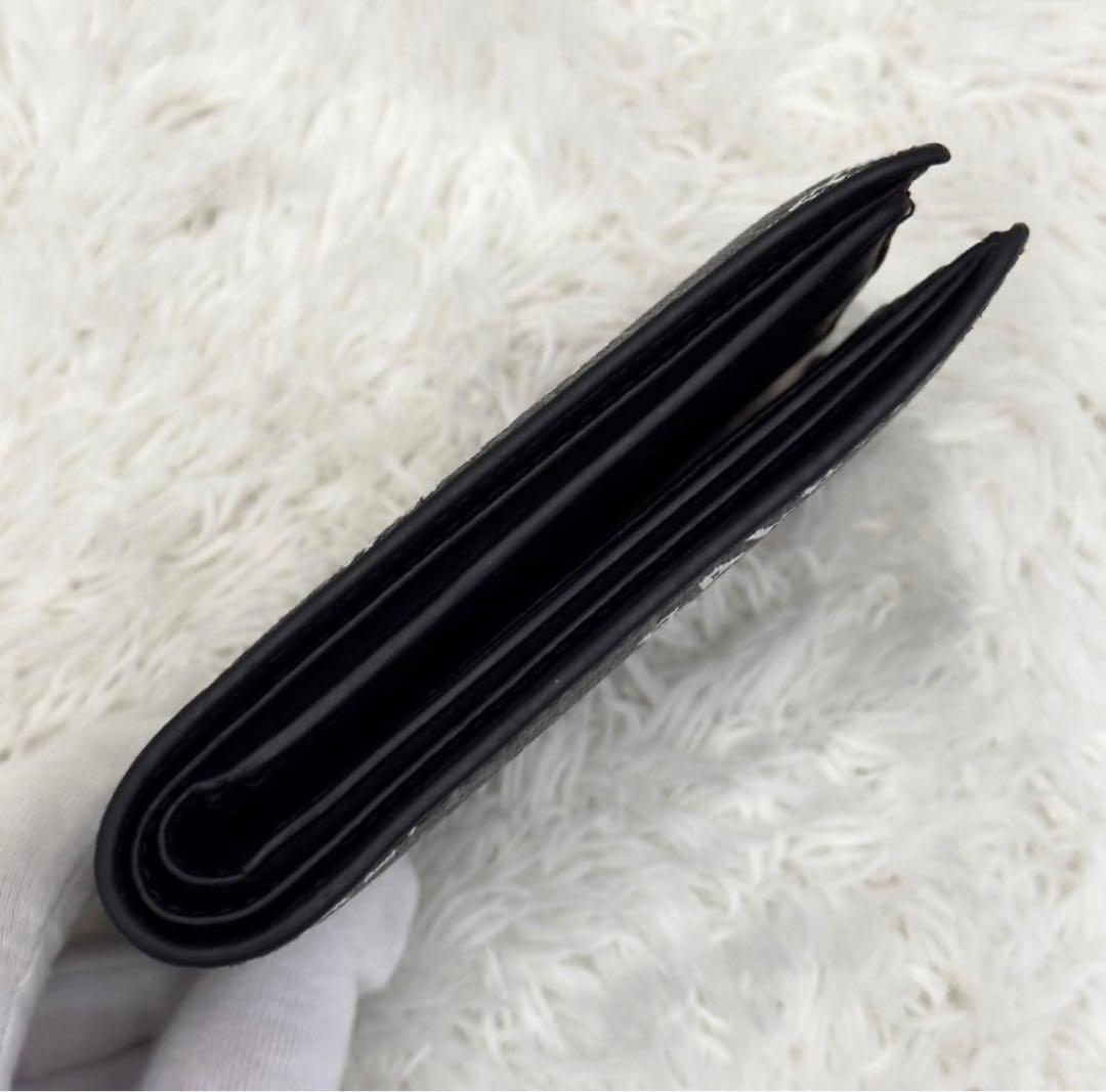 バレンシアガBB二つ折り財布