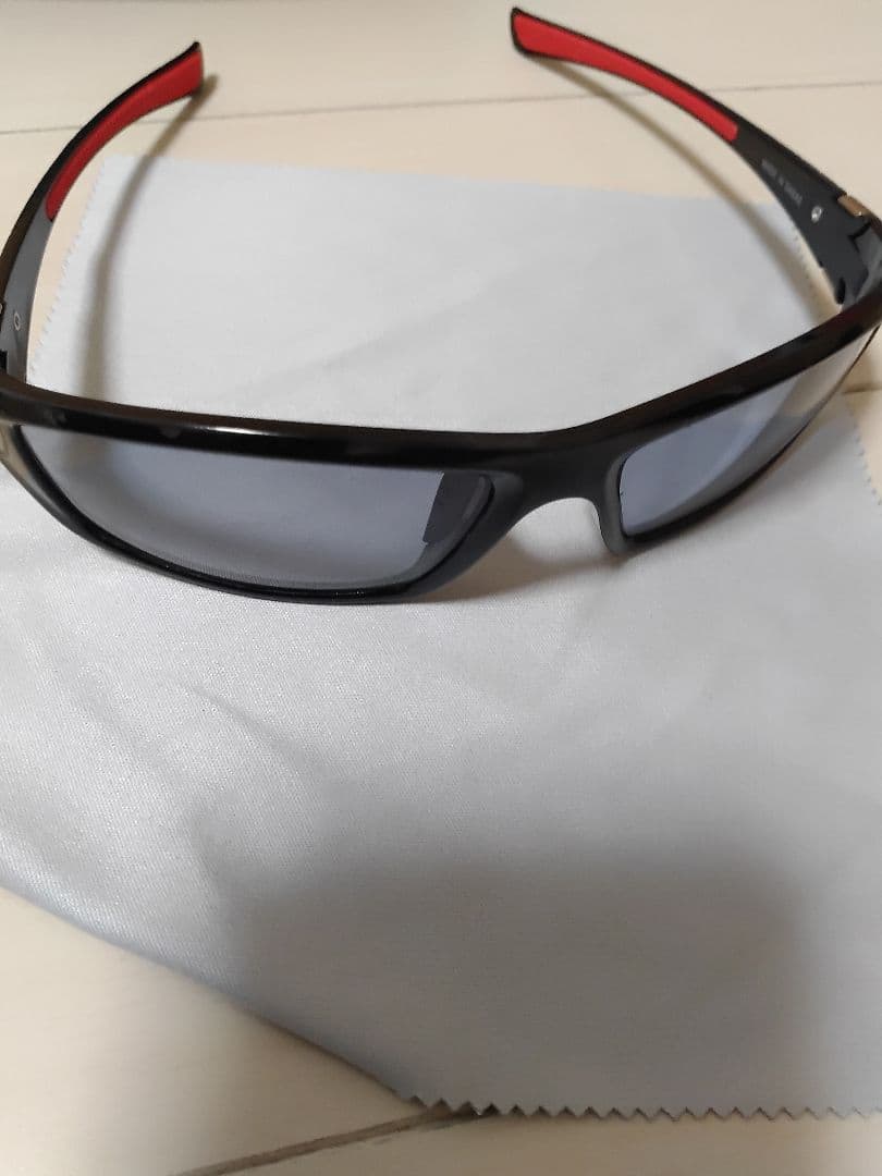 Asuka 550 サングラス 黒/赤