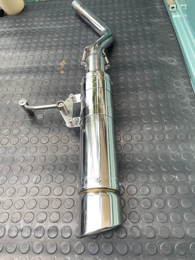 SR400 スリップオン マフラー