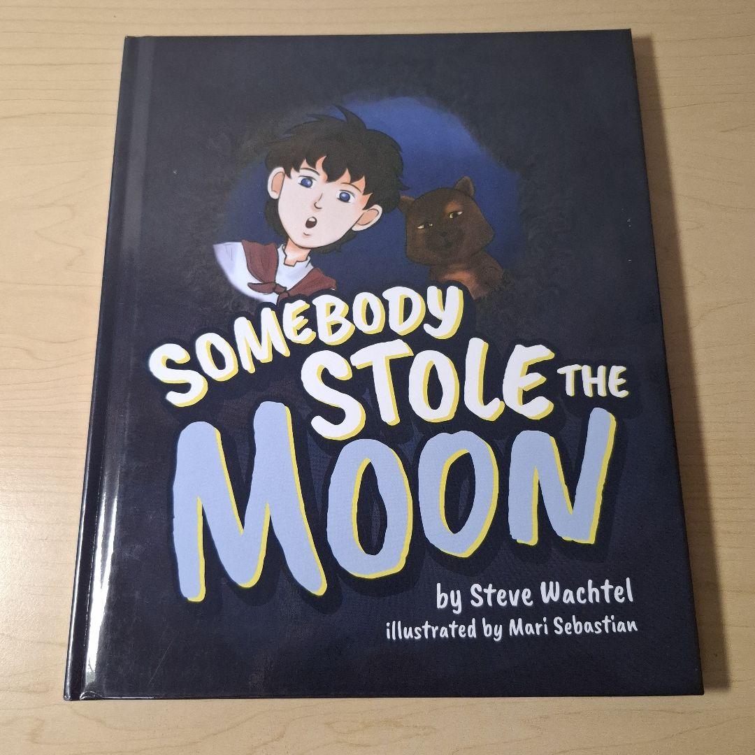 洋書 Somebody Stole the Moon