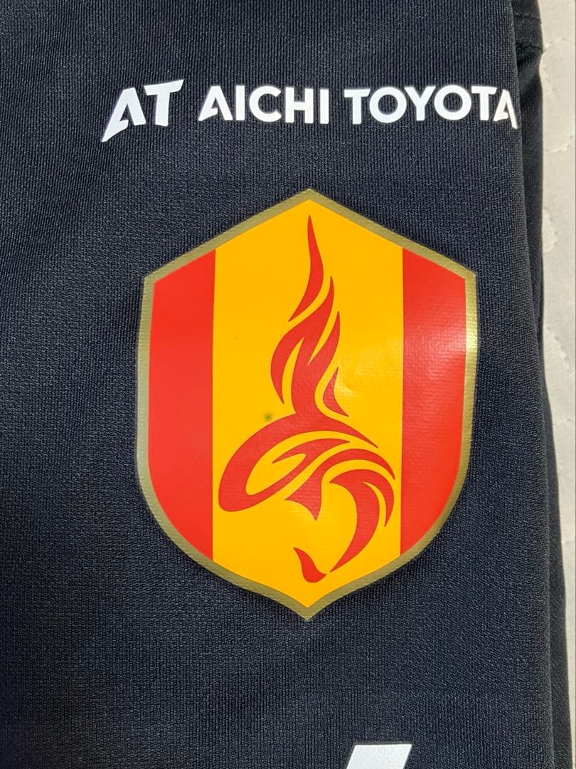 名古屋グランパス　トレーニングウエア