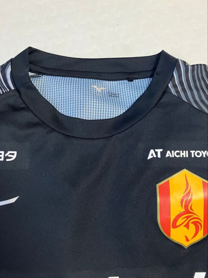 名古屋グランパス　トレーニングウエア