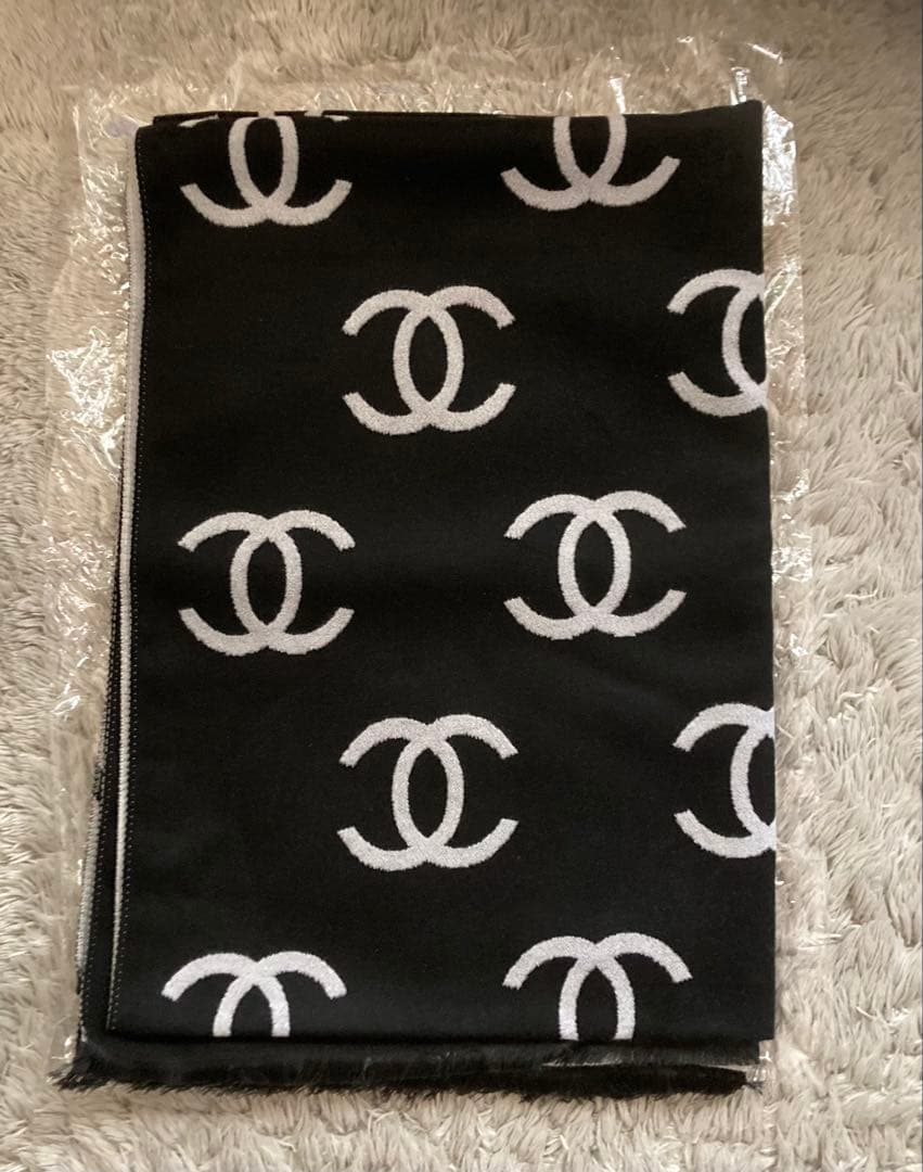 CHANEL ノベルティ　マフラー　ストール