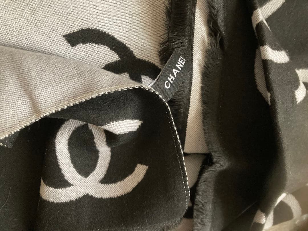 CHANEL ノベルティ　マフラー　ストール