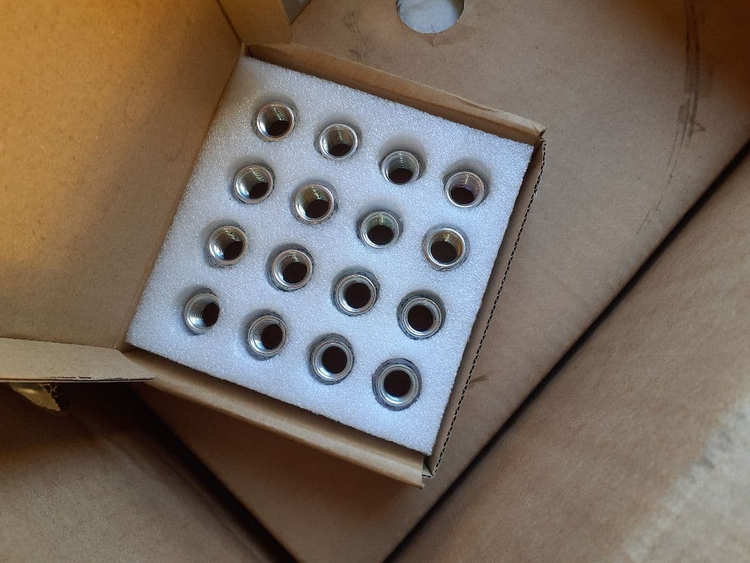 スズキ 12インチ キャップ付きスチールホイール3本セット(ナオキ)