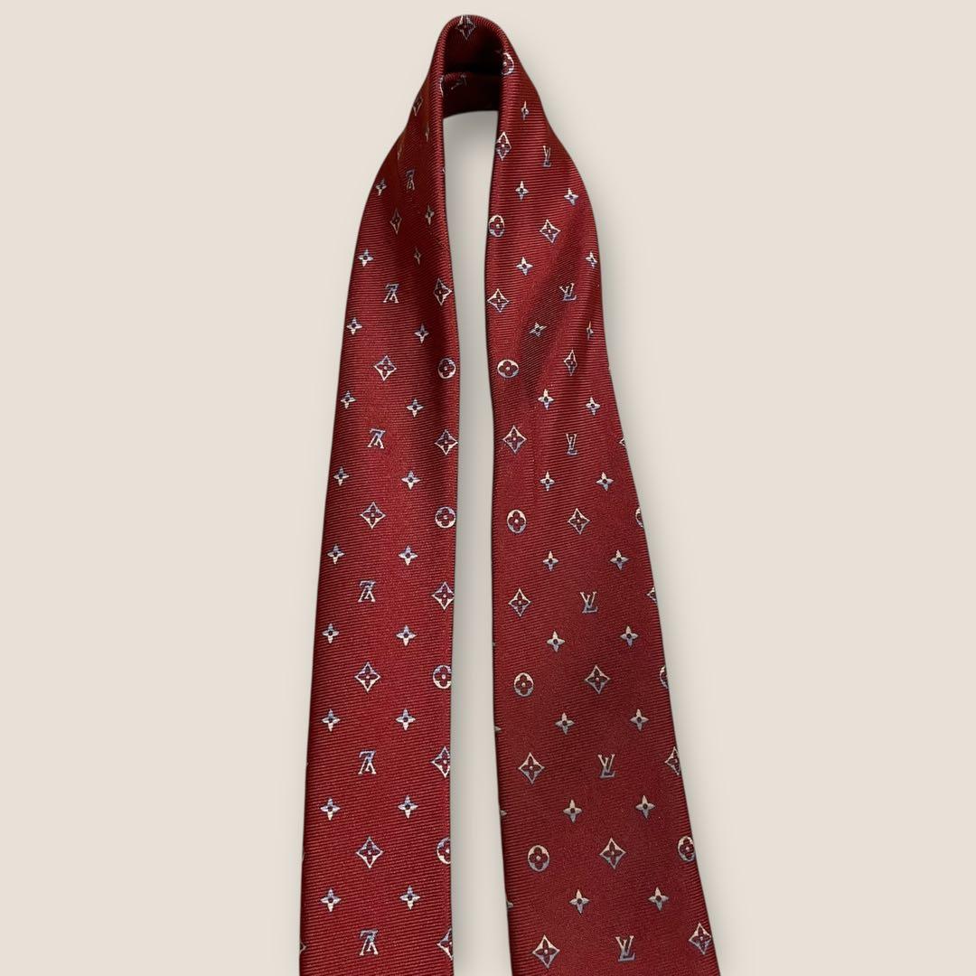 LOUIS VUITTON ルイヴィトン ネクタイ 赤 モノグラム シルク 箱付