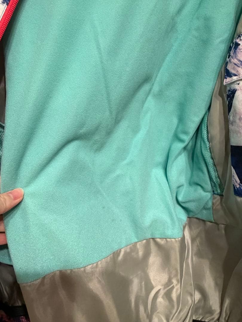 スノーボードウェアセット（ジャケット・パンツ）　レディース Mサイズ　DLite