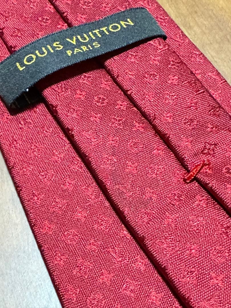Louis Vuitton 赤 シルク ネクタイ