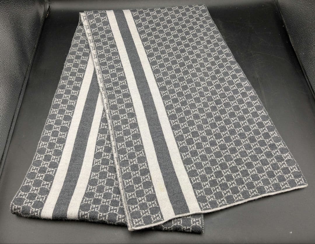 GUCCI グッチマフラー ウール グレイ 総柄 メンズ GGマーク