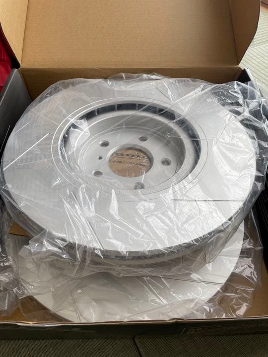 ⭐︎新品！　DIXCEL ディクセル　スリッドローター