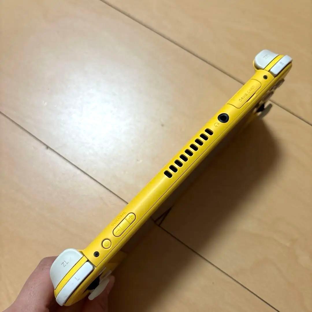 Nintendo Switch Lite イエロー本体のみ