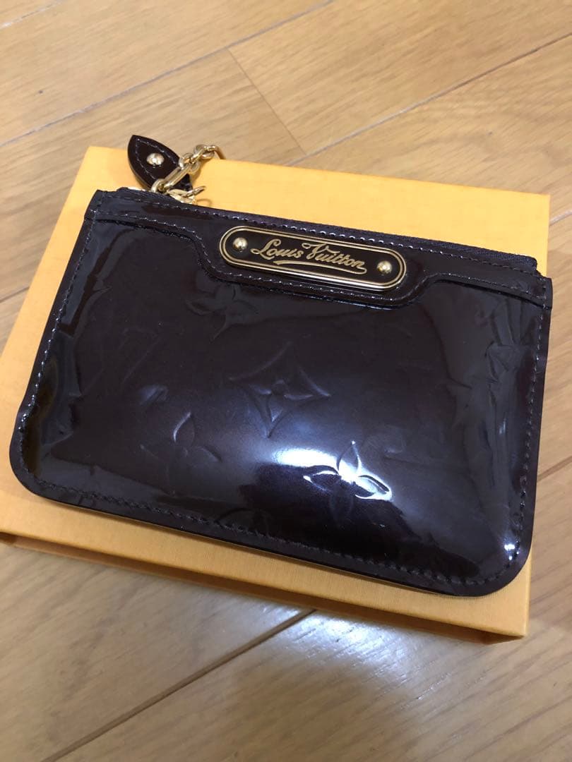 ルイヴィトンケース付キーチェン
