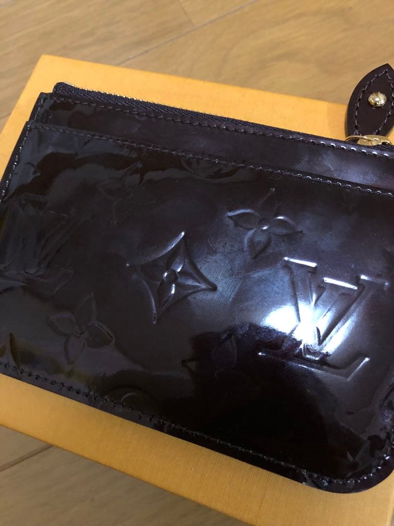 ルイヴィトンケース付キーチェン