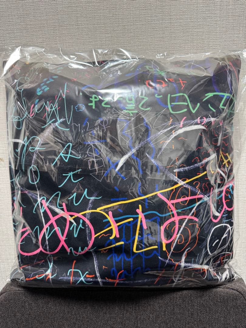 連休お値下げ❣️リーンロゼ　とんだ林蘭アートクッション　 新品未開封