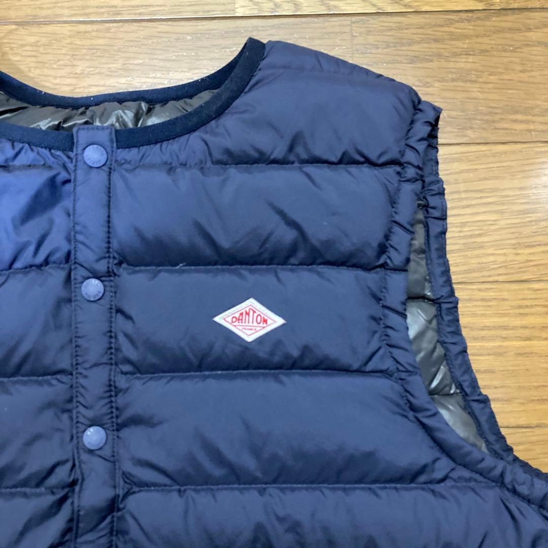 美品収納袋付きDANTON インナーダウン ベスト レディース クルーネック