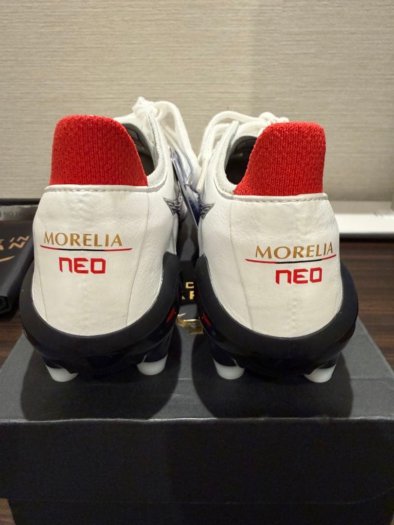 MORELIA ミズノ　モレリア ネオ３ジャパン　新品未使用　23cm