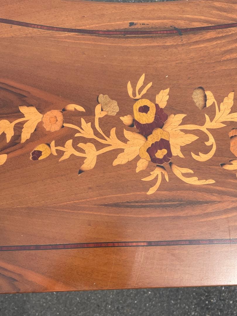 チェスト　猫足　洋服箪笥　タンス　アンティーク　住まい　インテリア　家具