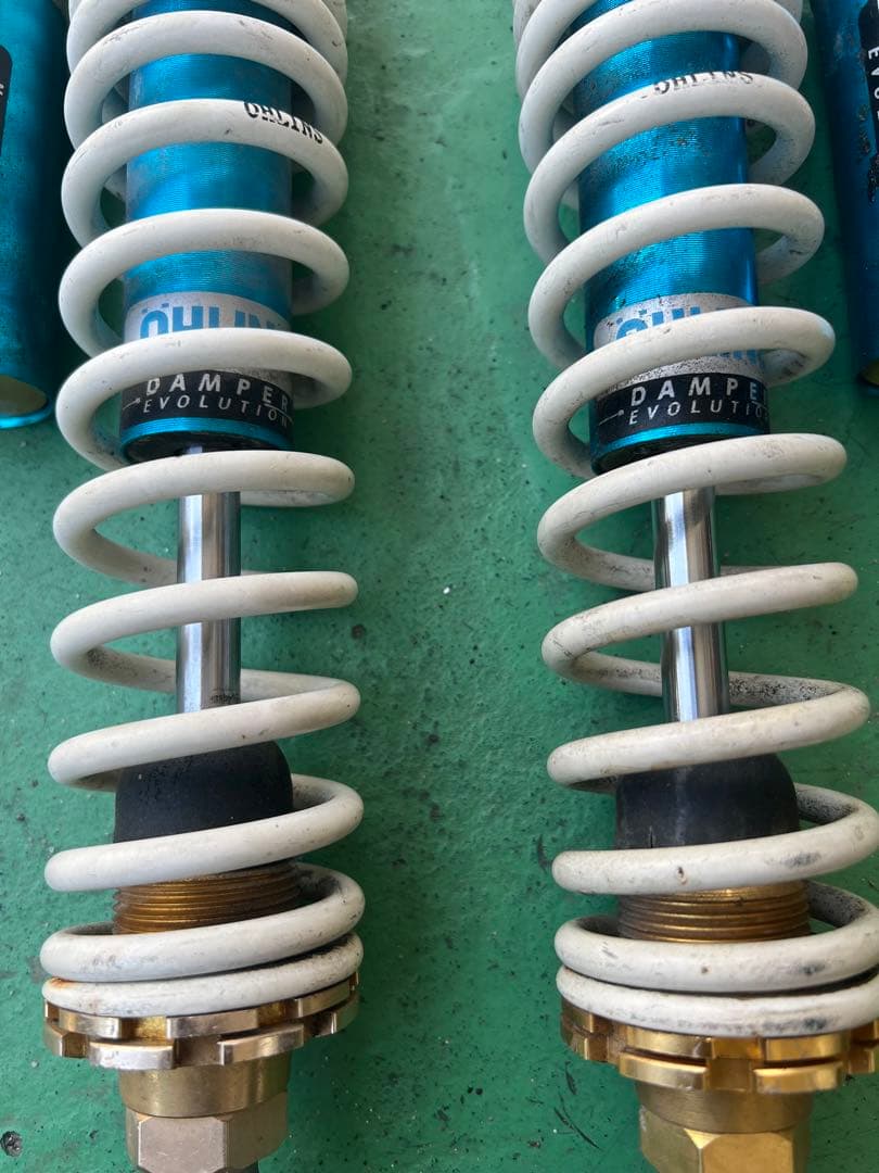 ケン　オーリンズ　リアサスペンション　330mm