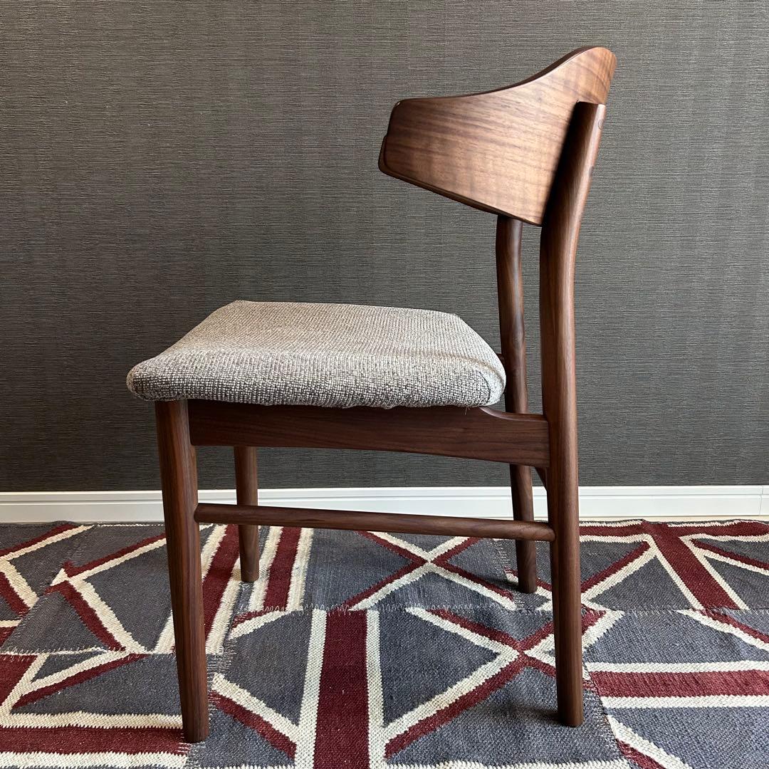 展示品 美品 ウニコ タルヴィ ダイニングチェア ウォールナット 24年製 1脚