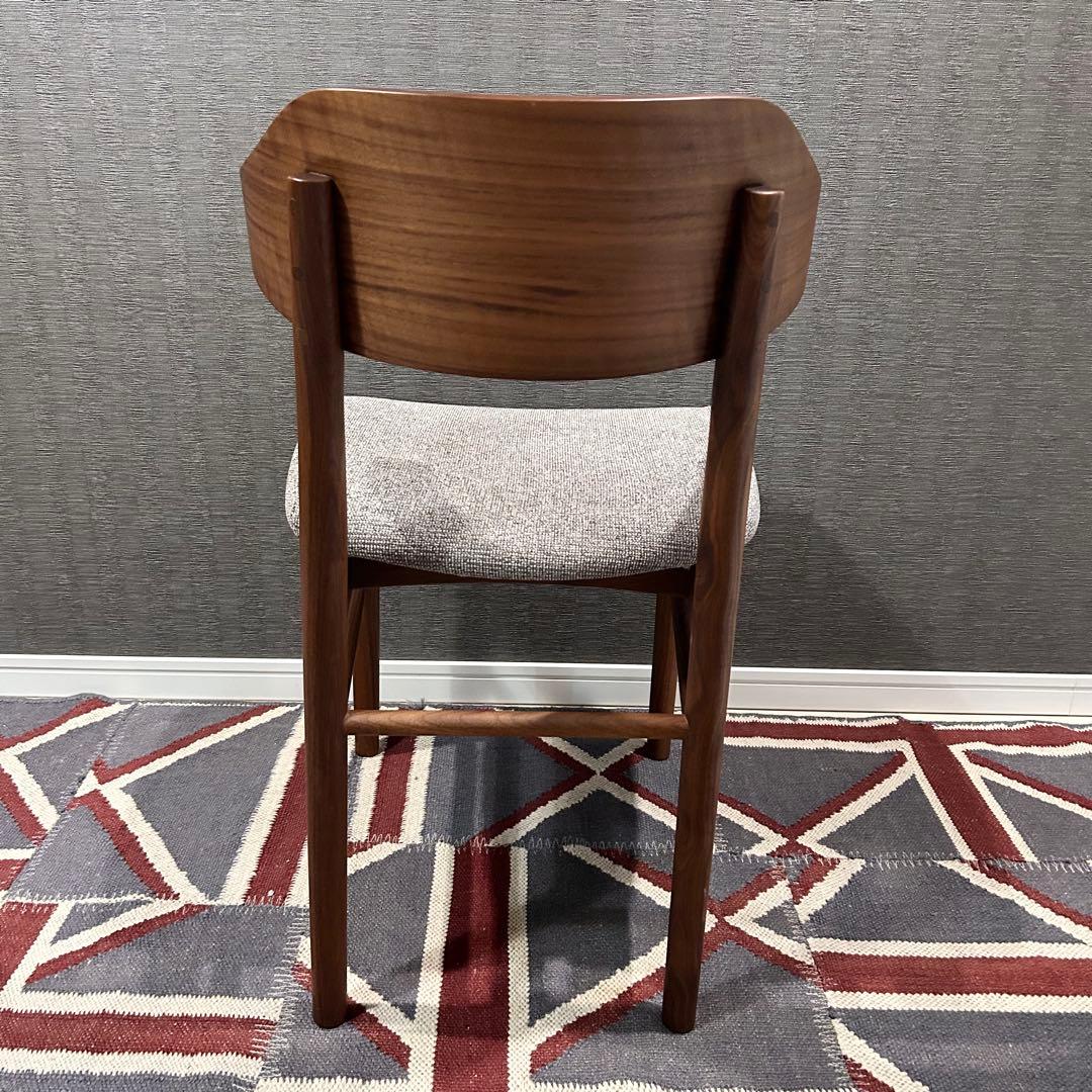 展示品 美品 ウニコ タルヴィ ダイニングチェア ウォールナット 24年製 1脚