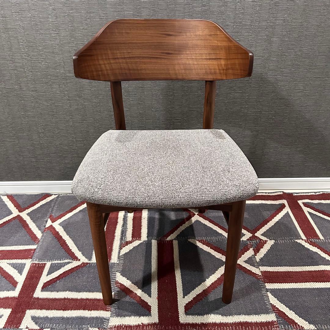 展示品 美品 ウニコ タルヴィ ダイニングチェア ウォールナット 24年製 1脚