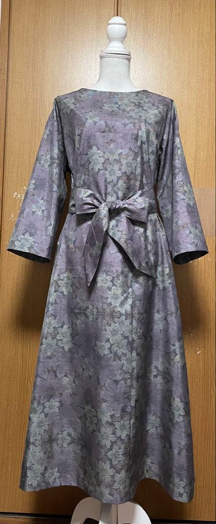 着物リメイク　大島のAラインワンピース　リボン(共布紐ベルト)付き