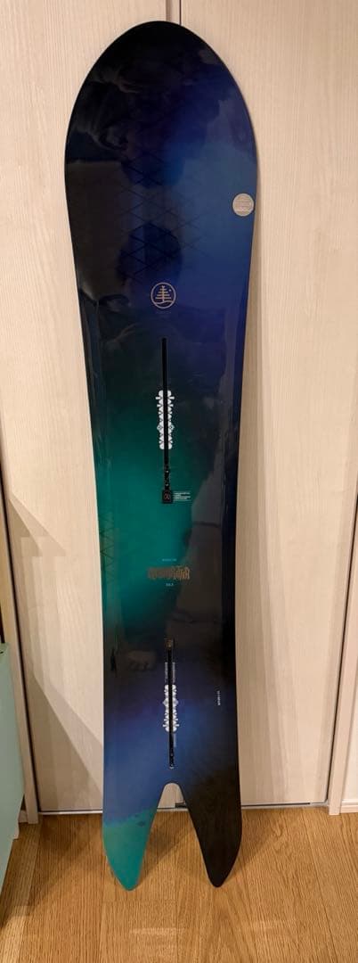 レア美品！BURTON CLOUDSPLITTERパウダーボード